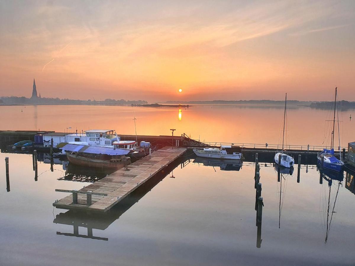 Ferienwohnung Schleiloge Mit Panoramablick Auf Die Schlei Шлезвиг Экстерьер фото