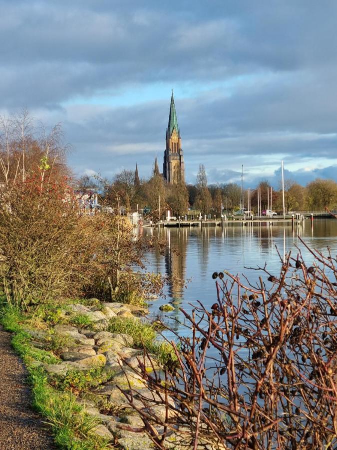 Ferienwohnung Schleiloge Mit Panoramablick Auf Die Schlei Шлезвиг Экстерьер фото